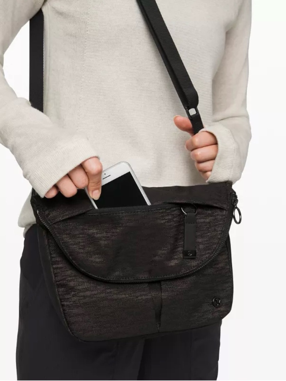lululemon athletica All Night Festival Black Crossbody Messenger Bag